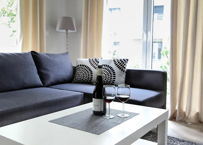 公寓 Ostrowski 尤斯托尼莫斯基